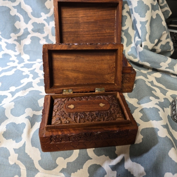 Vintage intricate hand carved inlayed nesting wood boxes - Picture 11 of 12